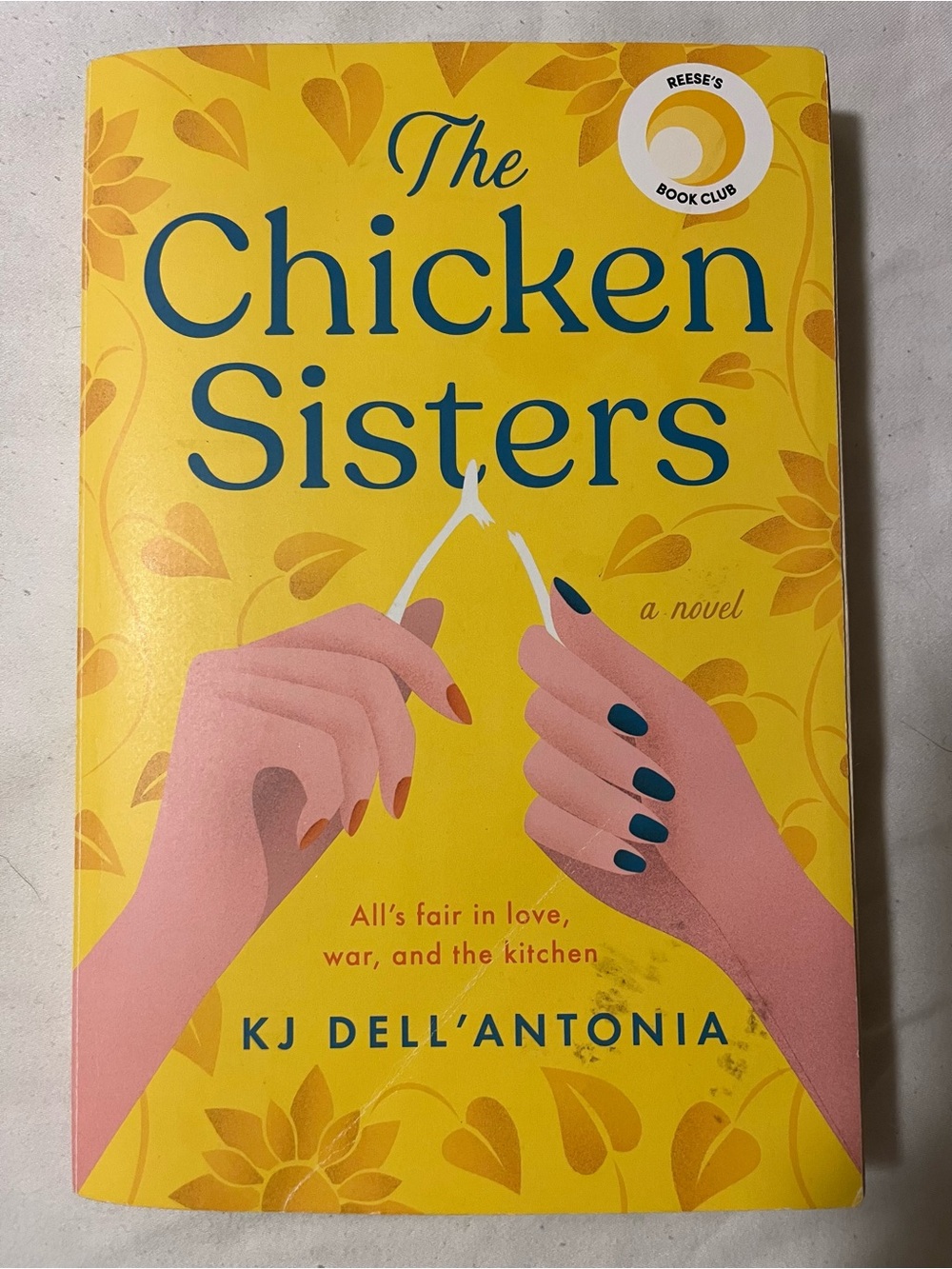📚 3 for $20 | The Chicken Sisters by KJ Dell'Antonia Paperback Novel